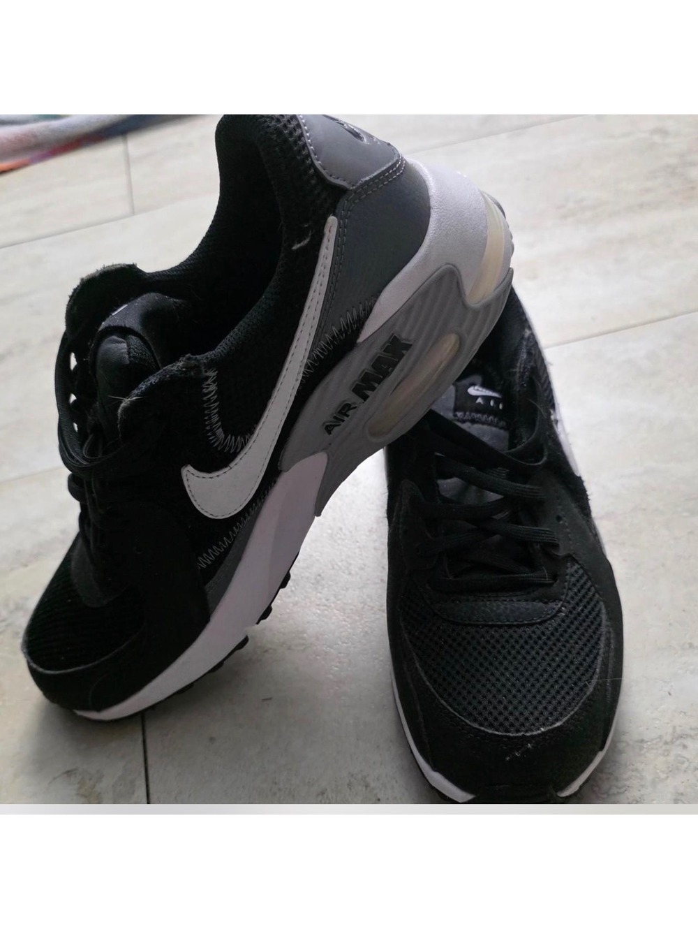 Nike Air Max Men's Running Shoes Size 7.5 Womens Size 9